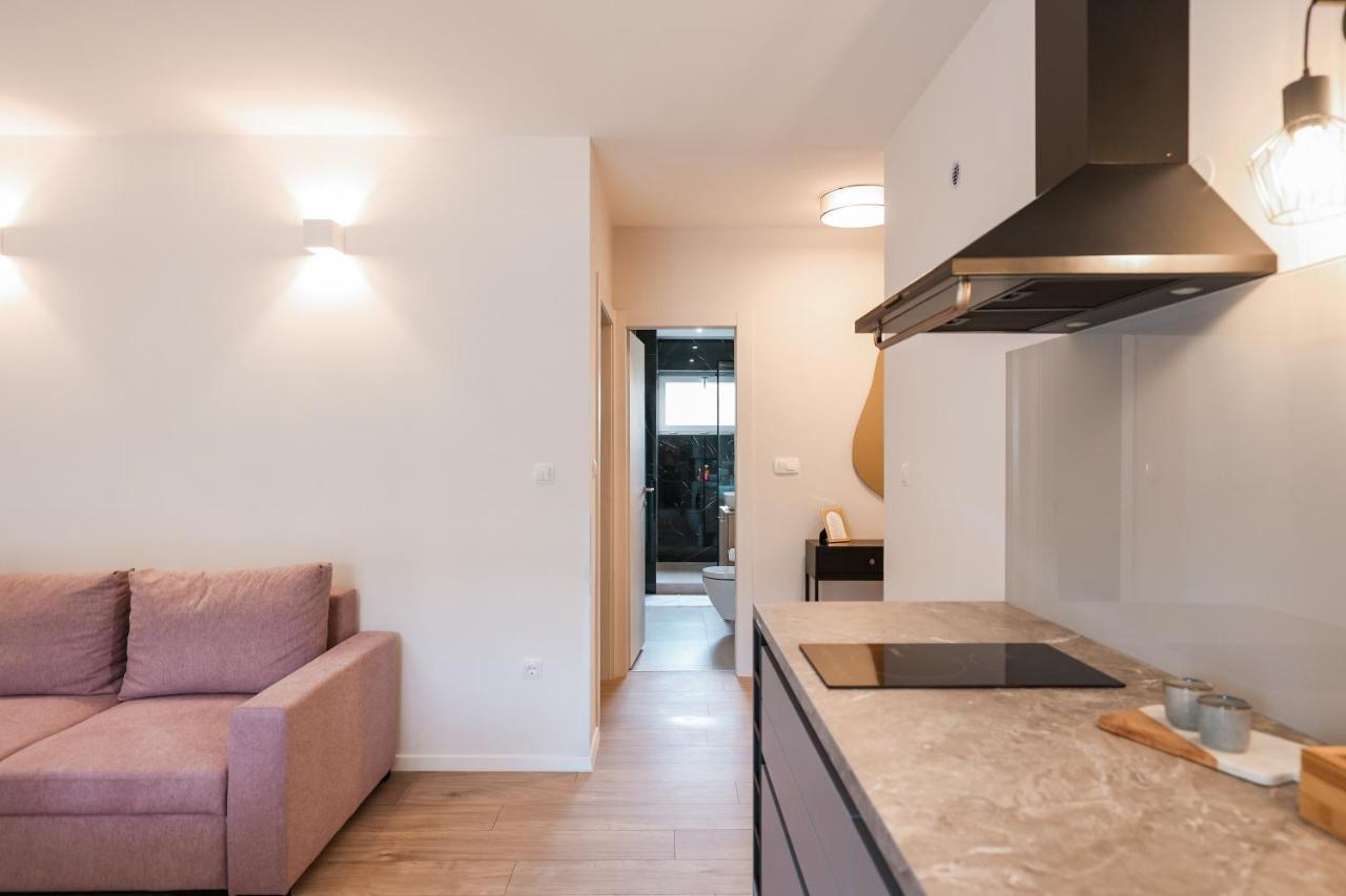 Apartment Elly Zara Esterno foto