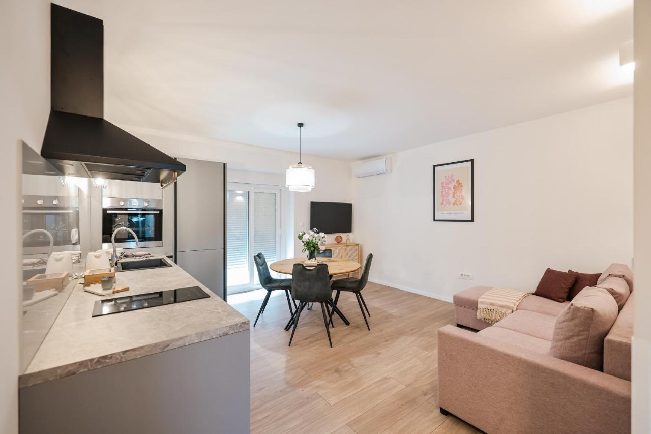 Apartment Elly Zara Esterno foto