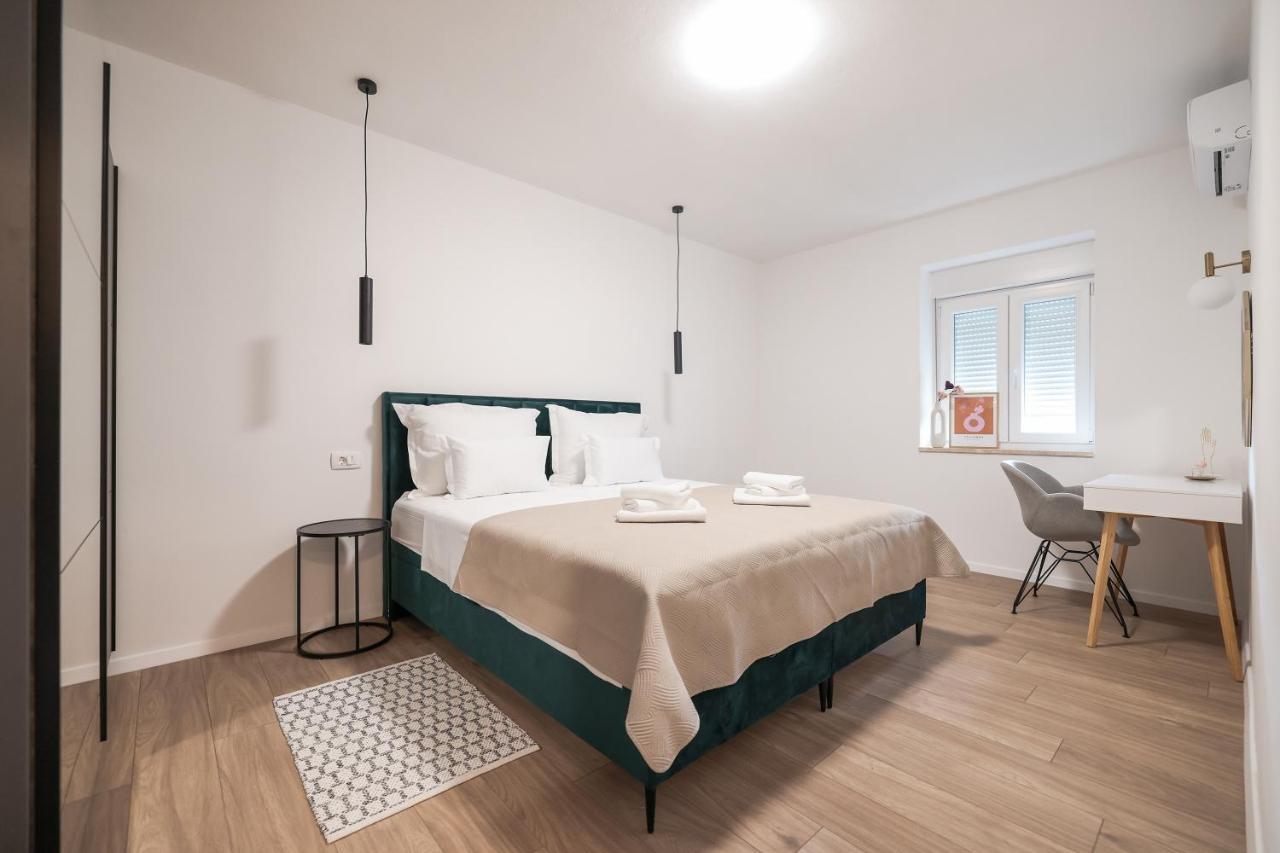 Apartment Elly Zara Esterno foto
